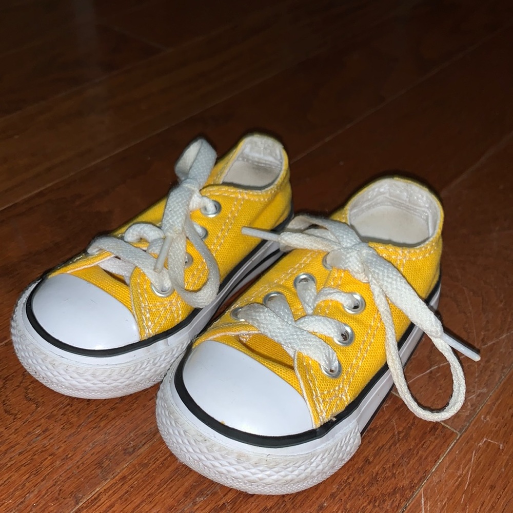 Yellow toddler converse